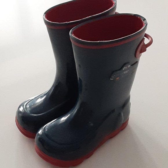 Old Navy Rain Boots size 3T - Picture 1 of 6